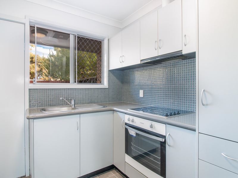 16C Stallard Place, Withers