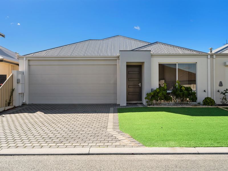 27A Baddesley Way, Canning Vale WA 6155