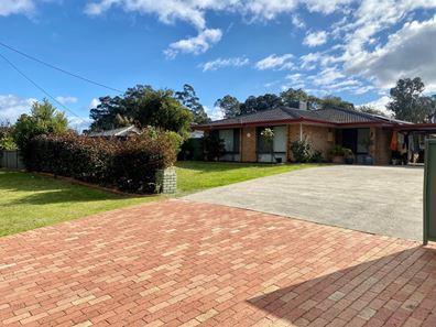 20 Battersea Road, Canning Vale WA 6155