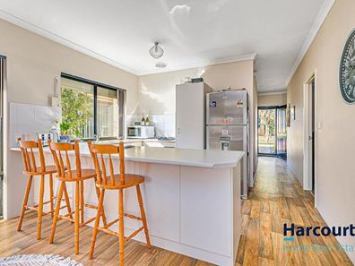 27 Quinine Crescent, Byford WA 6122