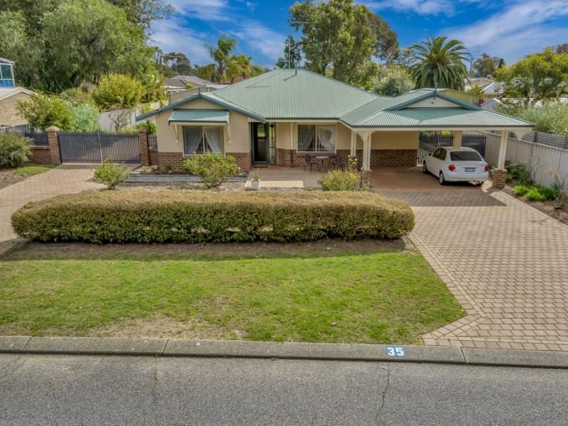 35 Redcliffe Road, Greenfields