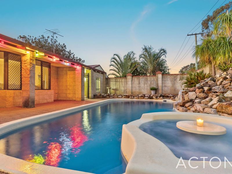 6 Lovegrove Court, Byford WA 6122