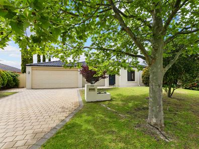 154 Southacre Drive, Canning Vale WA 6155