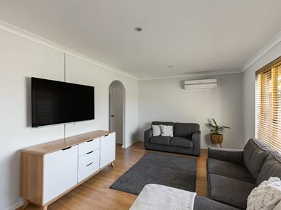 22 Poad Street, Seville Grove WA 6112