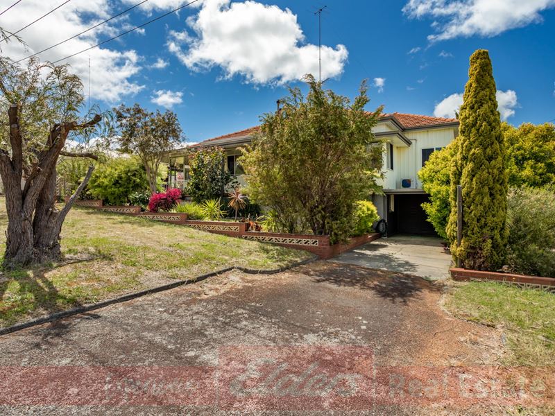 18 Bunbury Street, Collie