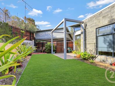 23 Golfers Retreat, Halls Head WA 6210