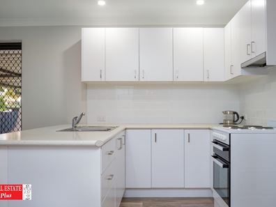 4 Rangeview Drive, Bellevue WA 6056