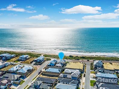 20 Acerosa Boulevard, Halls Head WA 6210