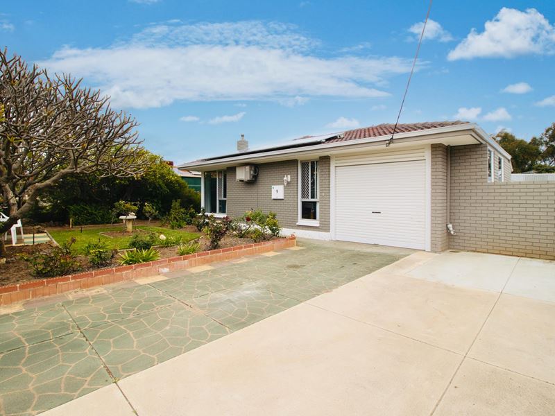 9 Columbia Close, Rockingham WA 6168