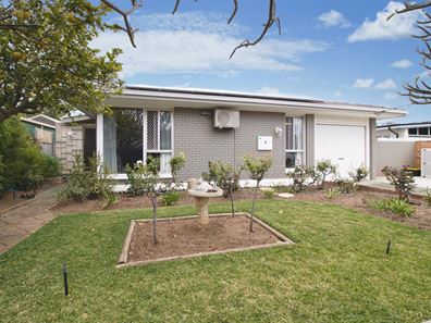 9 Columbia Close, Rockingham WA 6168