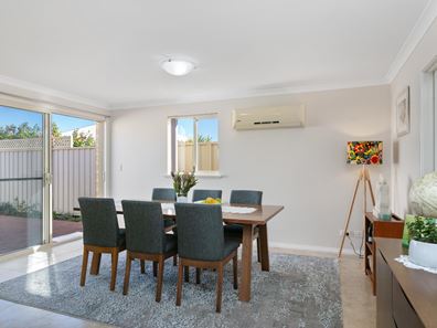 4/28 Riverina Parade, Lake Coogee WA 6166