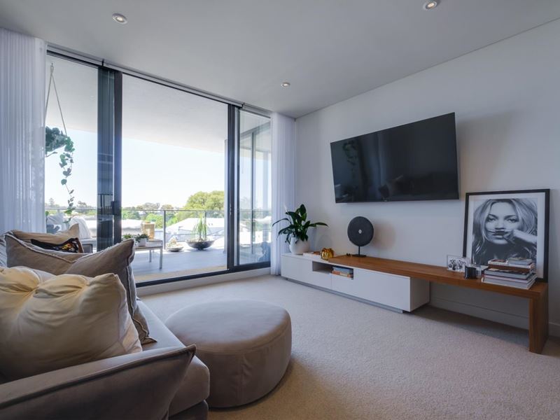 315/1 Kyle Way, Claremont