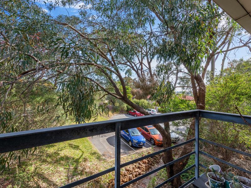 201/14 Mcnamara Way, Cottesloe