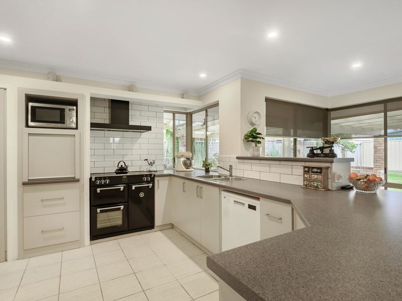 6 Colony Court, Thornlie