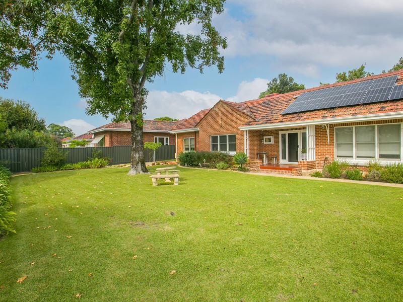 45 Bradford Street, Menora