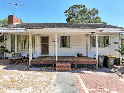 11 Reen Street, St James WA 6102