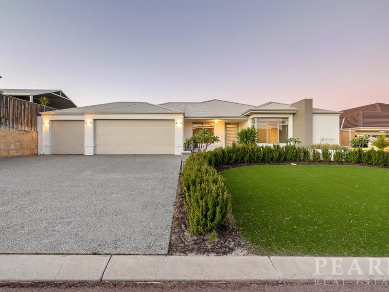 9 Badminton Cross, The Vines WA 6069