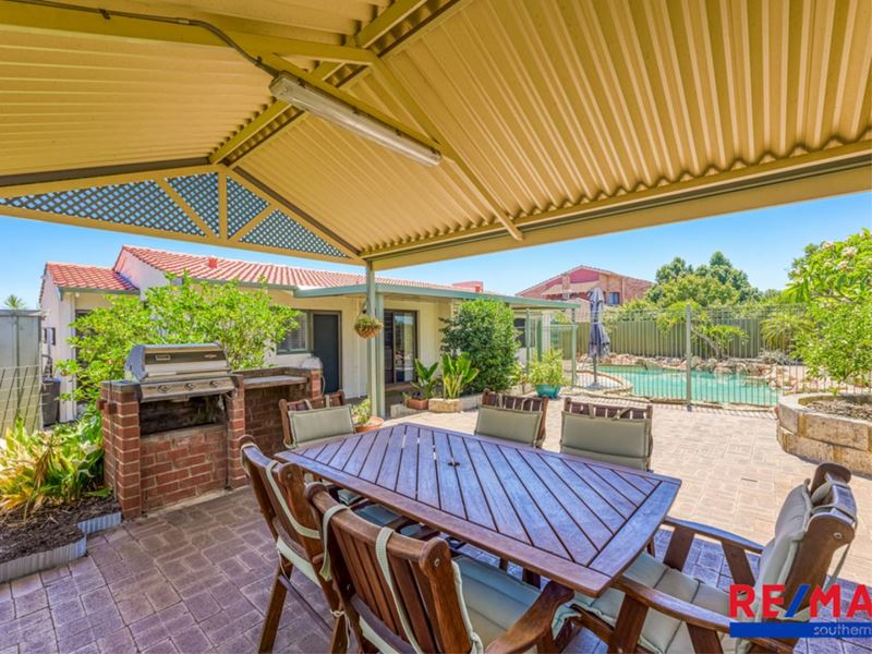 18 Grenfell Way, Leeming WA 6149