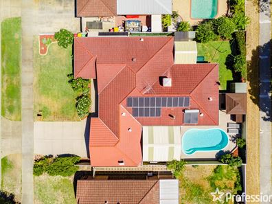 84 Waikiki Road, Safety Bay WA 6169