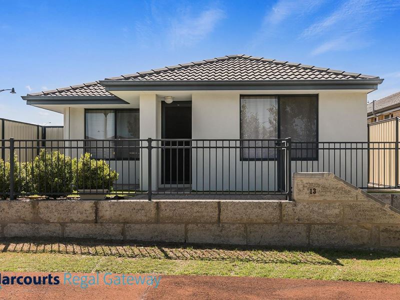 13 Posey Lane, Success WA 6164