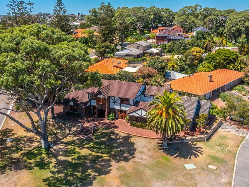 15 Epping Grove, Kallaroo