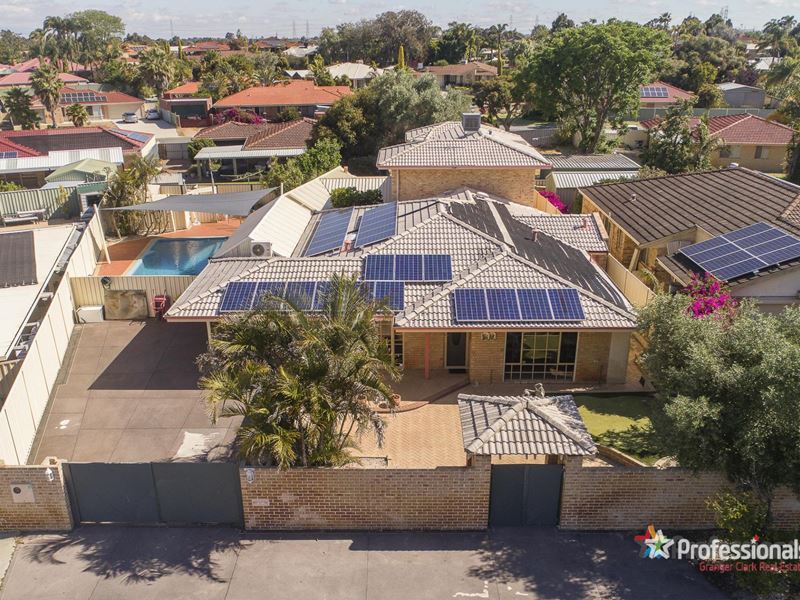 12 Rosella Circle, Ballajura