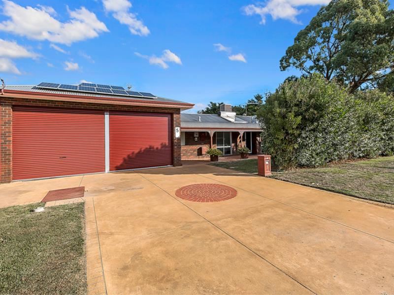 5 Falcon Street, Rockingham