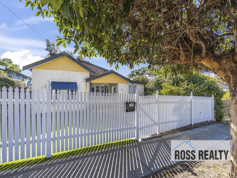 28 Kitchener Avenue, Bayswater