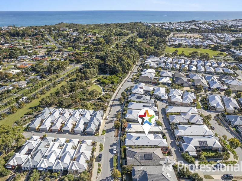 33 Mullins Way, Yanchep