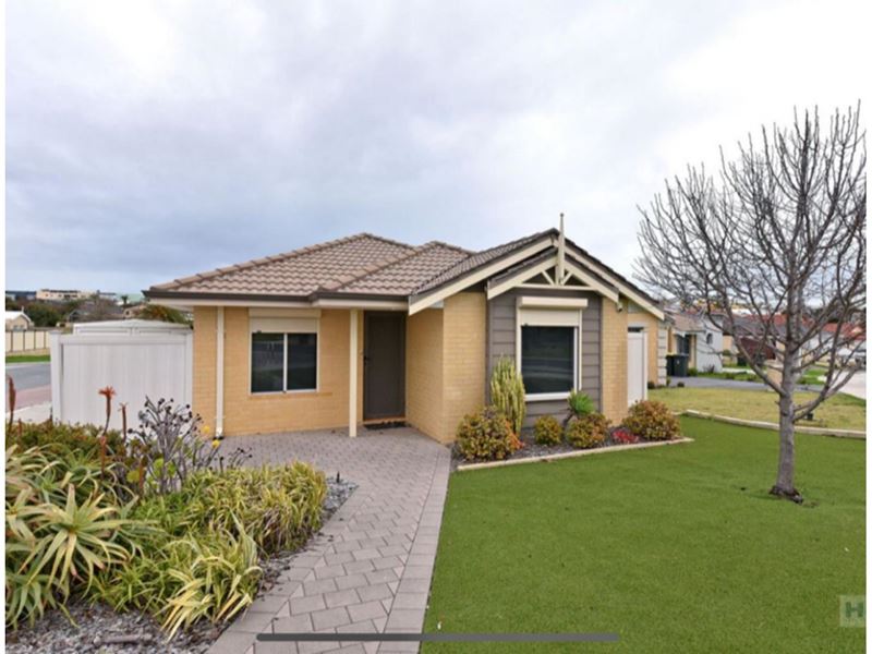 2 Garrett  Way, Clarkson