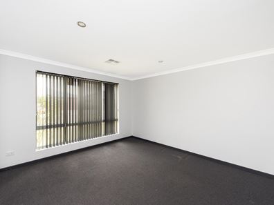 8 Southport Drive, Baldivis WA 6171