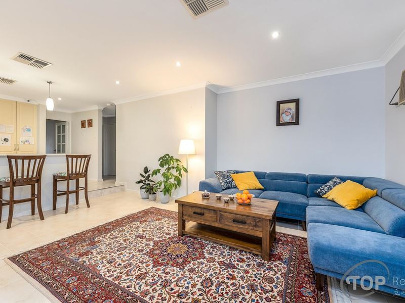 43 Hawford Way, Willetton