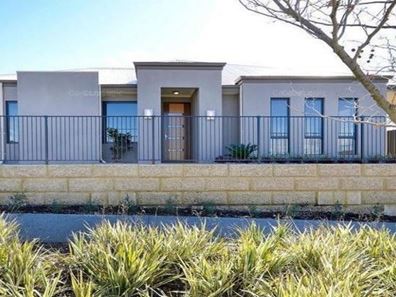 18 Vellum Loop, Aveley WA 6069