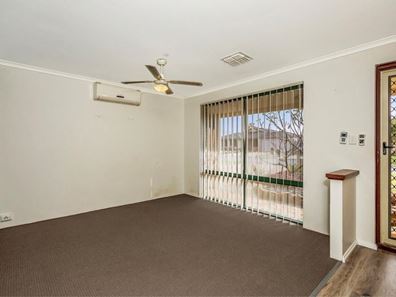 15 Pimento Circle, Port Kennedy WA 6172