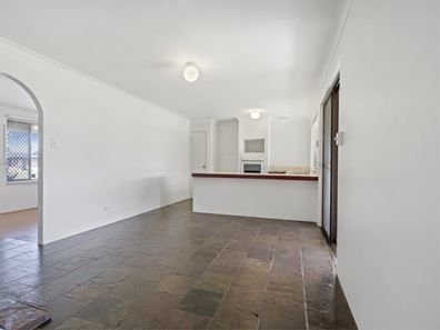 109 Strawberry Drive, Seville Grove WA 6112