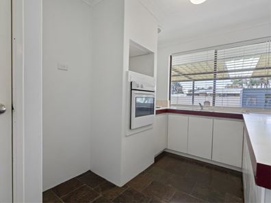 109 Strawberry Drive, Seville Grove WA 6112