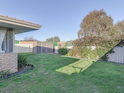 15B Nicholson Place, Ballajura WA 6066