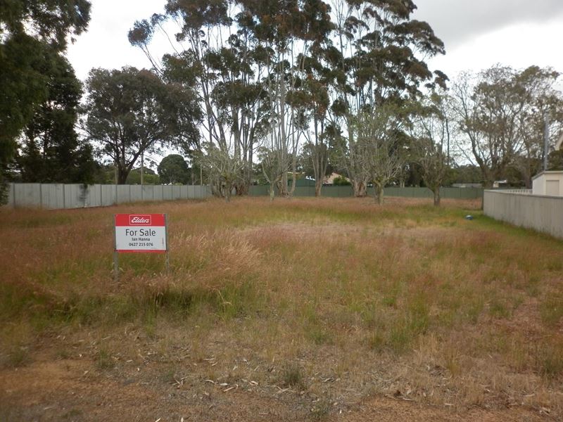 Lot 500,  Janitor Street, Broomehill Village