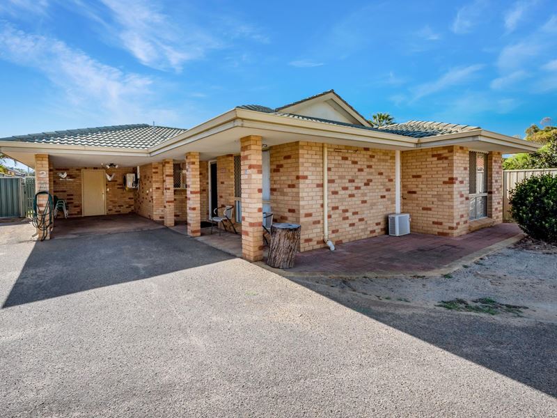 2/141 Railway Street, Bluff Point WA 6530