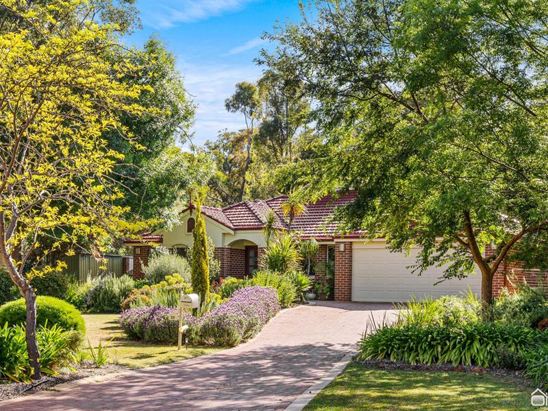 27 Ridgehill Rise, Roleystone