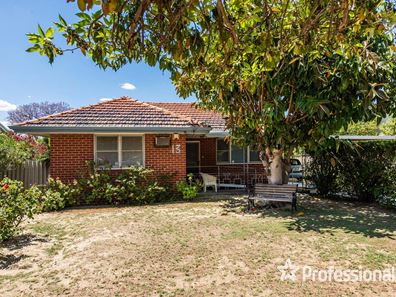 13 Wisborough Crescent, Balga WA 6061