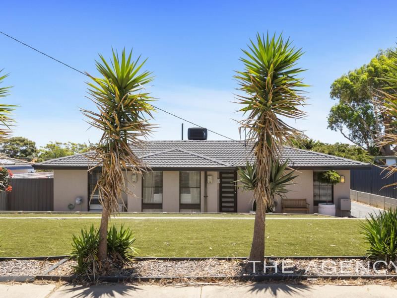 11 Fitzpatrick Way, Padbury WA 6025