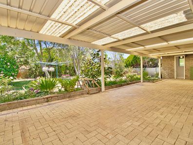 57 Malibu Road, Safety Bay WA 6169