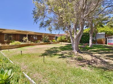 57 Malibu Road, Safety Bay WA 6169