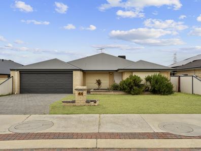 44 Shannon Pass, Bertram WA 6167