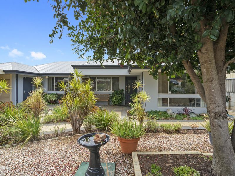 16 Panorama Drive, Kelmscott