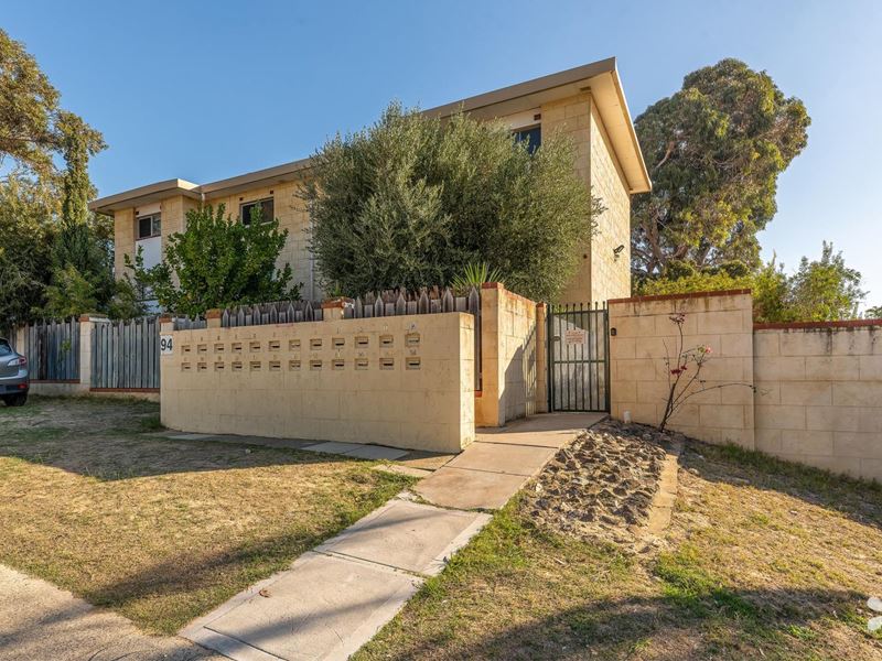 2/94 Lefroy Road, Beaconsfield