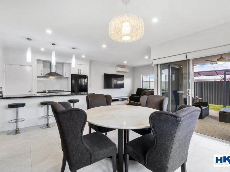 17 Meniscus Street, Aveley