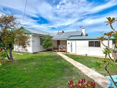 11A Woodrow Street, Carey Park WA 6230