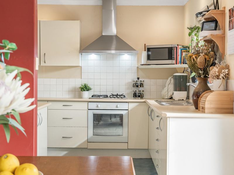11 Williamson Road, Kardinya